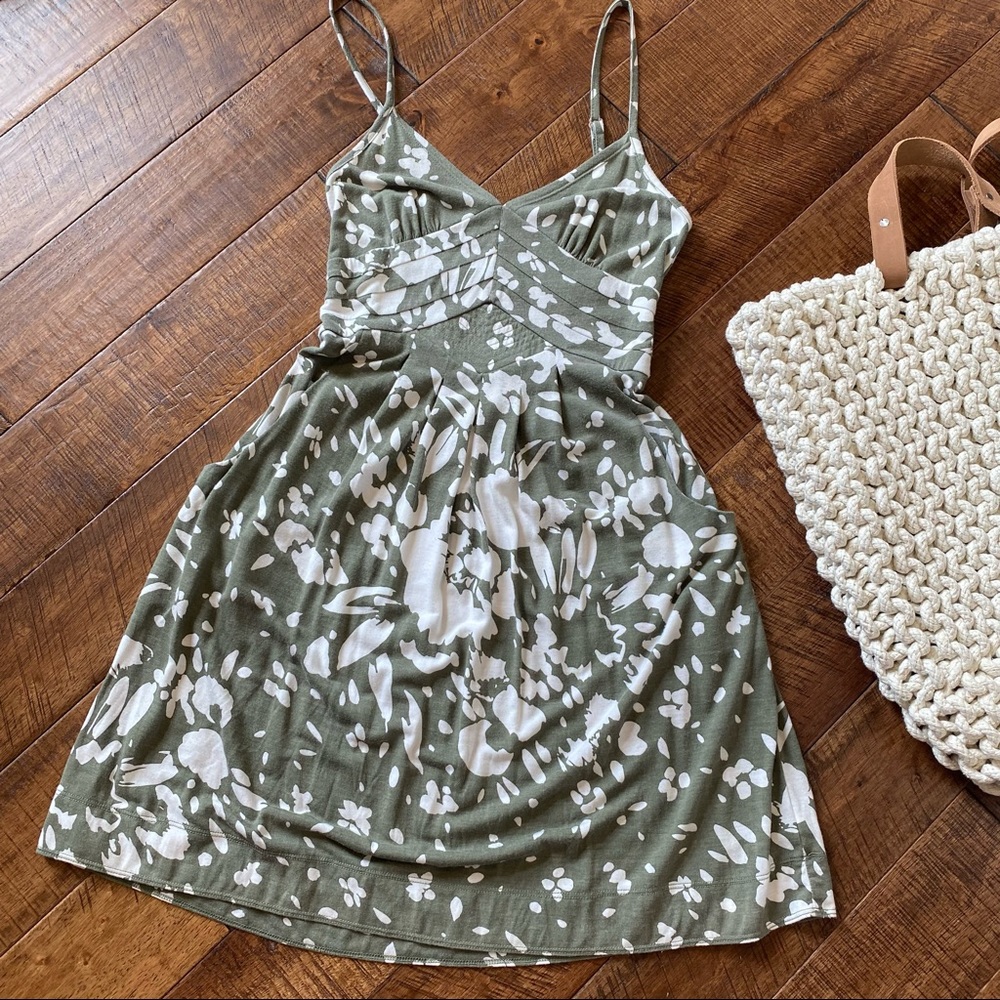 AE Strappy Floral Dress with Pockets